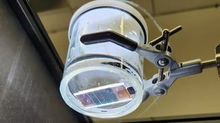 Künstliches Blatt erzeugt sehr effizient Methanol